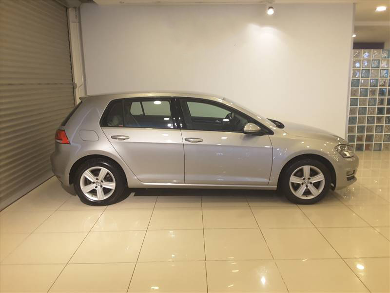 Volkswagen Golf Hatchback/5